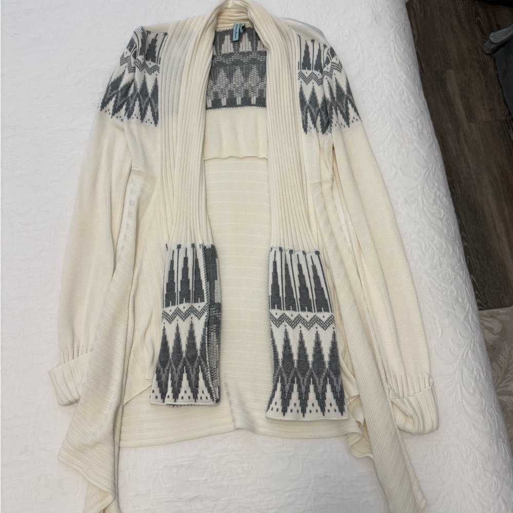 Guess by Marciano Cream and Gray Cardigan